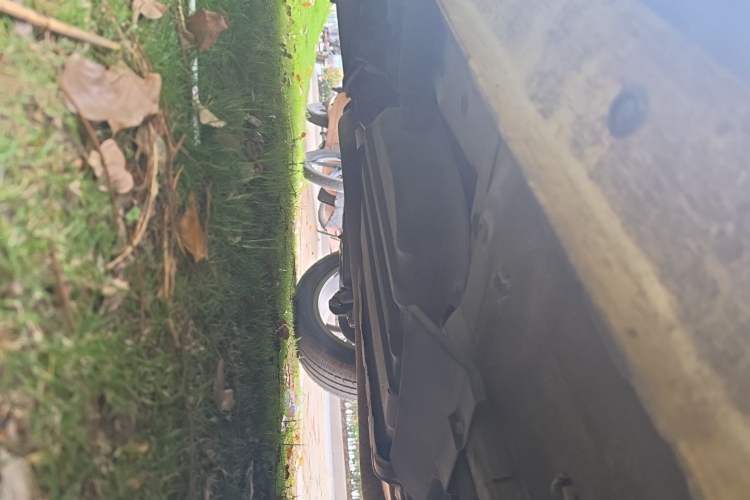 Used Dongfeng Fengon ix5 2019 220T Manual ZhiShang Version China VI Standard Chassis Rear Right