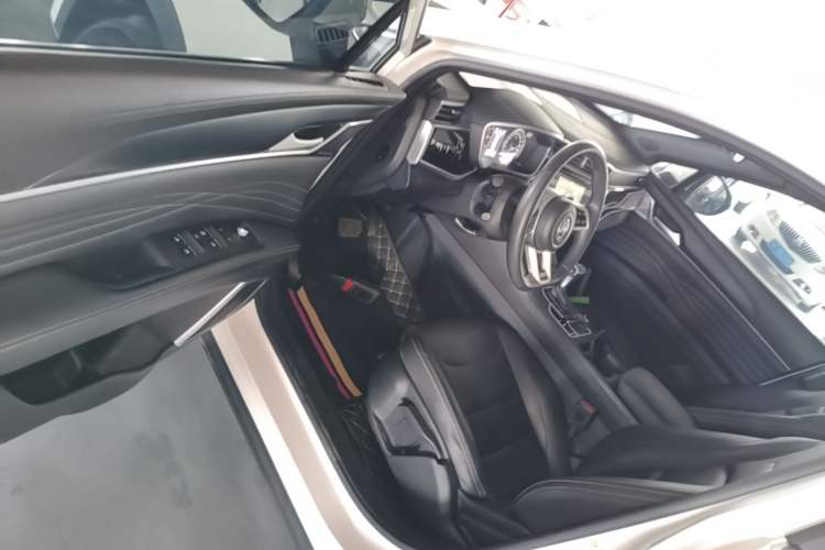 Used Dongfeng Fengon ix5 2019 220TGDI CVT Zhiya Trim China VI Standard Driver Seat