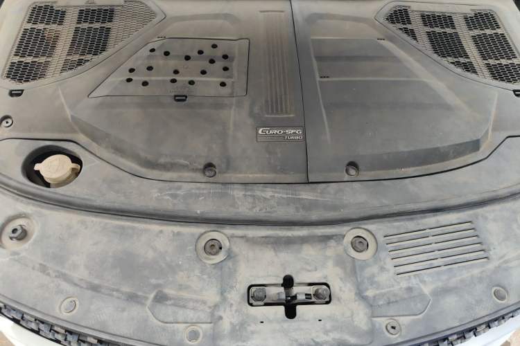 Used Dongfeng Fengon ix5 2019 220T CVT Zhiyue Trim China V Emission Standard Engine Bay