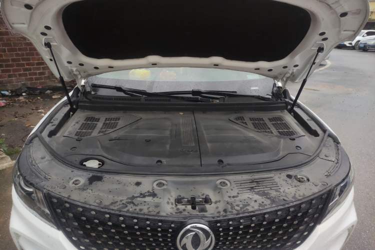 Used Dongfeng Fengon ix5 2019 220T CVT ZhiShang Version China VI Standard Engine Bay