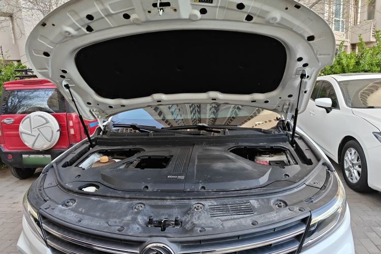 Used Dongfeng Fengon ix5 2019 220T Manual Smart Version China V Standard Engine Bay