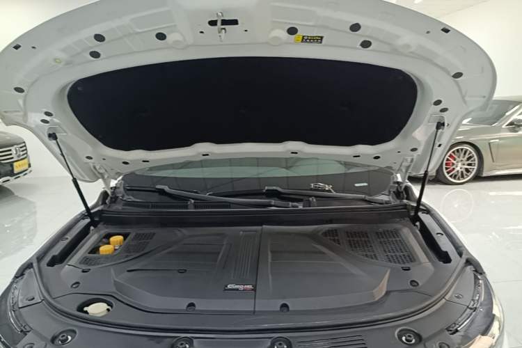 Used Dongfeng Fengon ix5 2019 280TGDI CVT Smart Version China V Standard Engine Bay