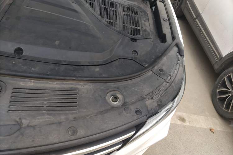 Used Dongfeng Fengon ix5 2019 280TGDI CVT Smart Version China V Standard Engine Bay Left