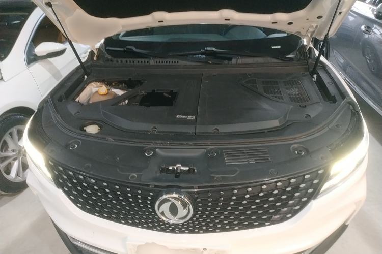 Used Dongfeng Fengon ix5 2019 220T Manual Smart Version China VI Standard Engine Bay
