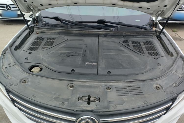 Used Dongfeng Fengon ix5 2019 220T CVT ZhiShang Trim China V Standard Engine Bay