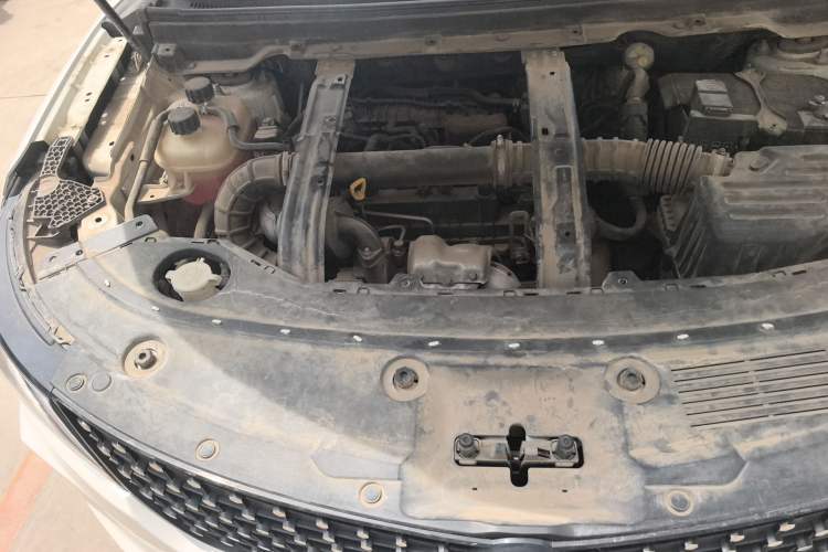 Used Dongfeng Fengon ix5 2019 280TGDI CVT ZhiZun Trim China V Emission Standard Engine Bay Right