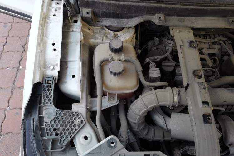 Used Dongfeng Fengon ix5 2019 280TGDI CVT Smart Version China V Standard Engine Bay Right