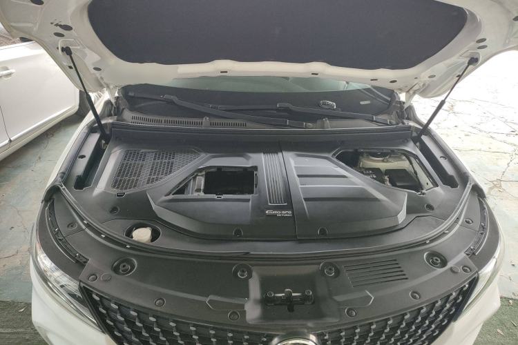 Used Dongfeng Fengon ix5 2019 220T CVT ZhiShang Trim China V Standard Engine Bay