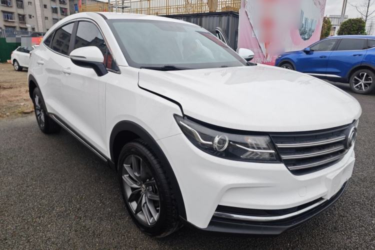 Used Dongfeng Fengon ix5 2019 220T CVT ZhiShang Trim China V Standard Front Right 45 Deg