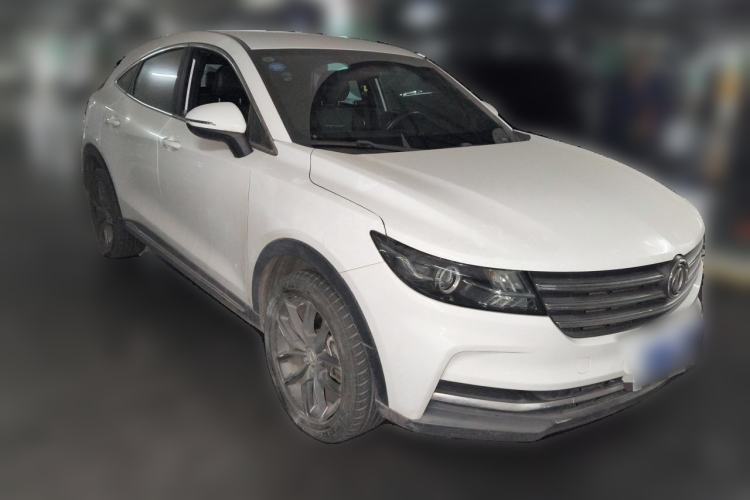 Used Dongfeng Fengon ix5 2019 220T CVT ZhiShang Trim China V Standard Front Right 45 Deg
