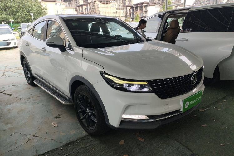Used Dongfeng Fengon ix5 2019 220T CVT ZhiShang Trim China V Standard Front Right 45 Deg