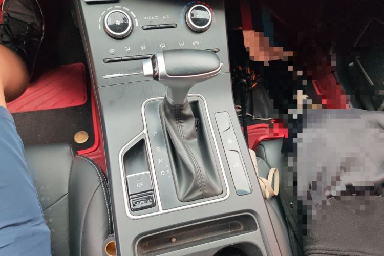 Used Dongfeng Fengon ix5 2019 220T CVT ZhiShang Version China VI Standard Gear Lever