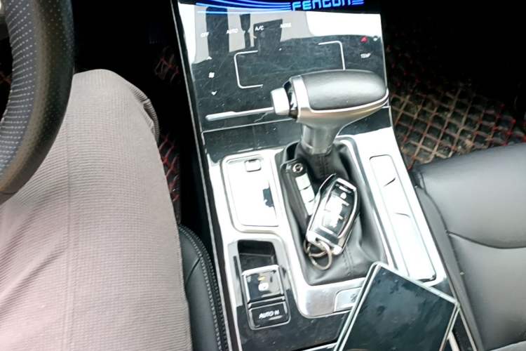 Used Dongfeng Fengon ix5 2019 220T CVT ZhiShang Trim China V Standard Gear Lever