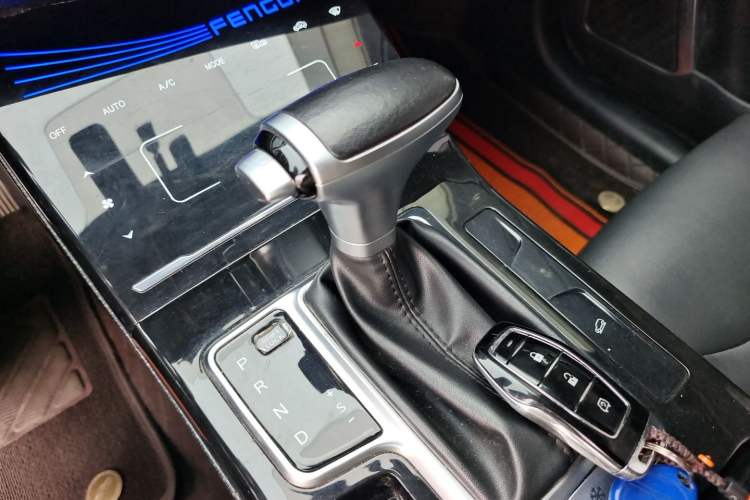 Used Dongfeng Fengon ix5  Gear Lever
