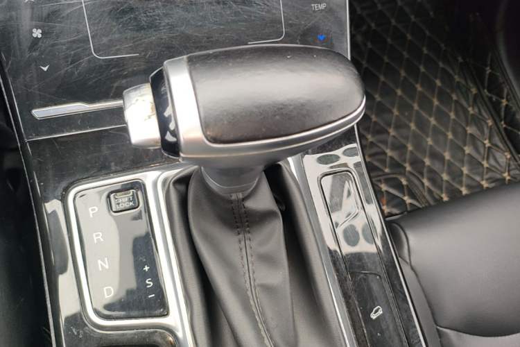 Used Dongfeng Fengon ix5 2019 220T CVT ZhiShang Trim China V Standard Gear Lever