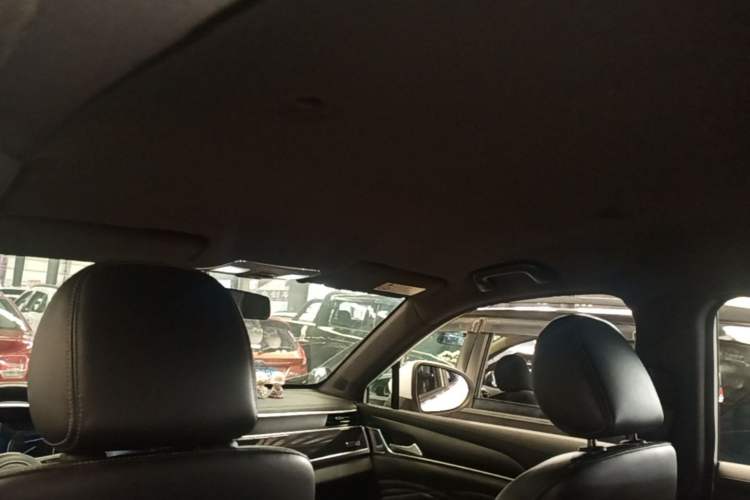 Used Dongfeng Fengon ix5 2019 220T CVT ZhiShang Trim China V Standard Headliner