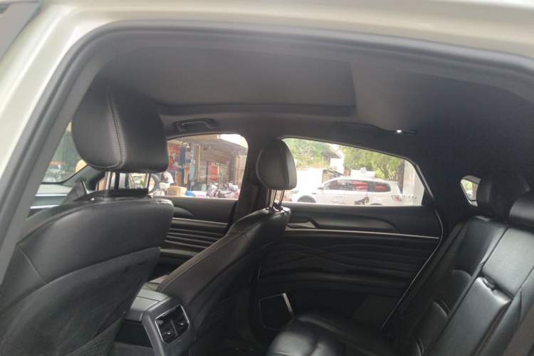 Used Dongfeng Fengon ix5 2019 220T CVT ZhiShang Version China VI Standard Headliner