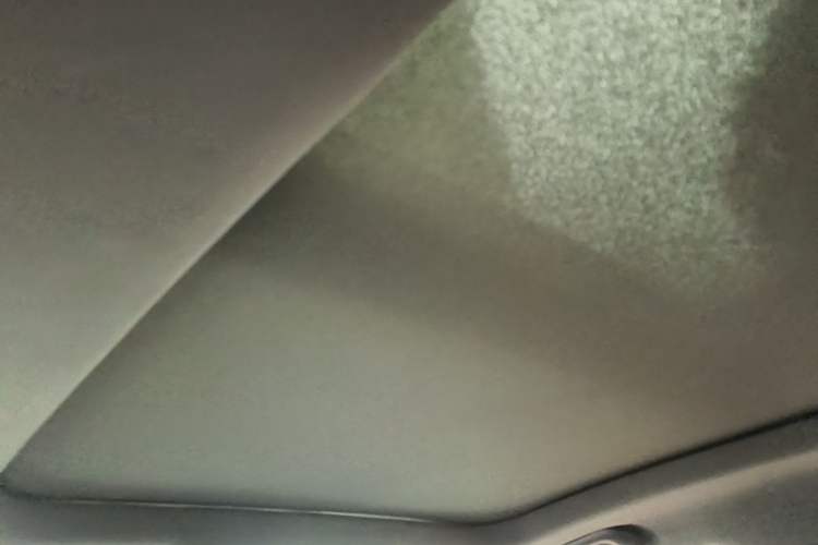 Used Dongfeng Fengon ix5 2019 220T CVT Zhiyue Trim China V Emission Standard Headliner