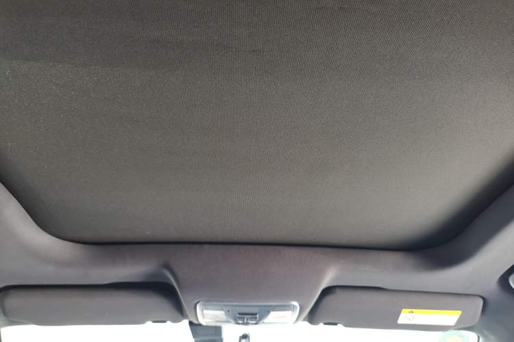 Used Dongfeng Fengon ix5 2019 220T CVT ZhiShang Version China VI Standard Headliner