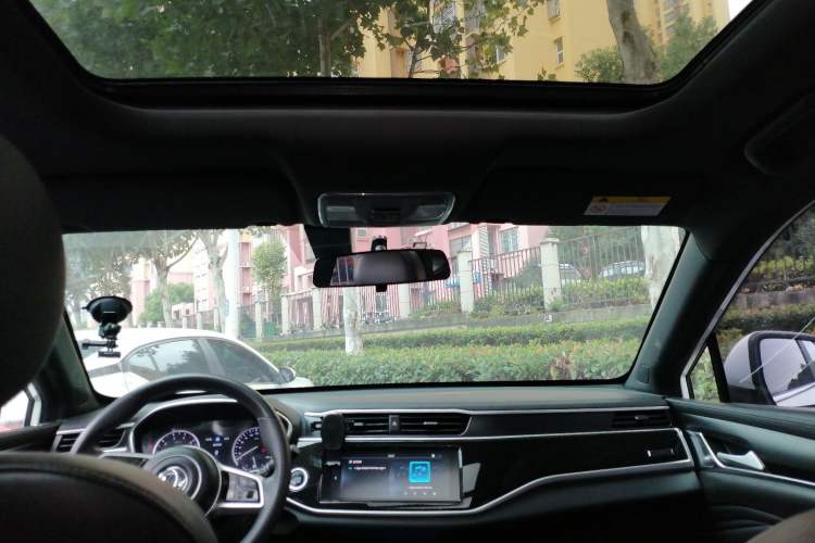 Used Dongfeng Fengon ix5 2019 220T CVT ZhiShang Version China VI Standard Headliner