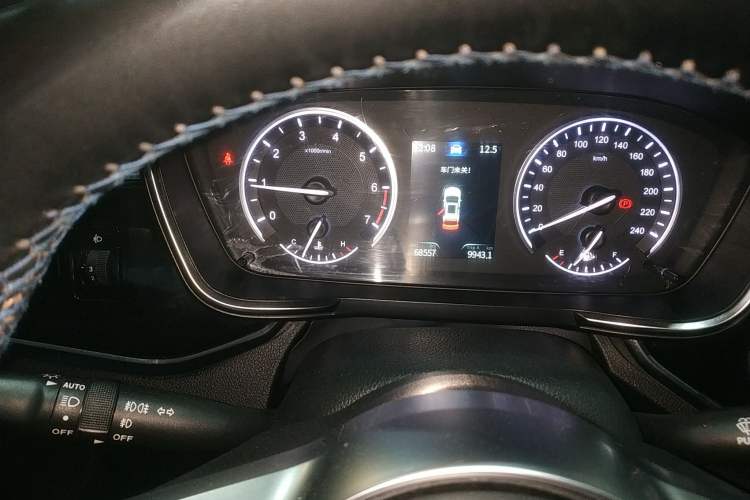 Used Dongfeng Fengon ix5 2019 220T Manual Smart Version China VI Standard Instrument Cluster