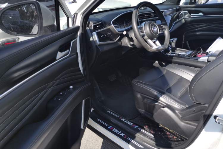 Used Dongfeng Fengon ix5 2019 220T CVT ZhiShang Version China VI Standard Interior 3