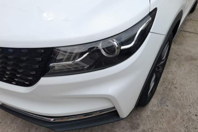 Used Dongfeng Fengon ix5  Left Front Headlight