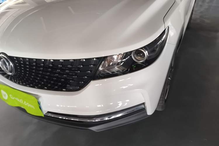 Used Dongfeng Fengon ix5 2019 220TGDI CVT Zhiya Trim China VI Standard Left Front Headlight