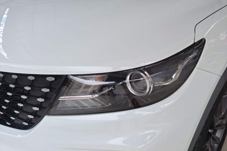 Used Dongfeng Fengon ix5 2019 220TGDI CVT Zhiya Trim China VI Standard Left Front Headlight