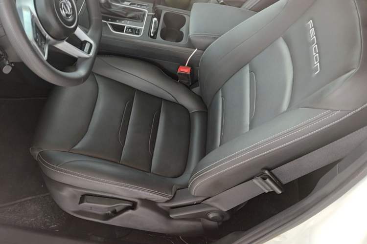 Used Dongfeng Fengon ix5 2019 220TGDI CVT Zhiya Trim China VI Standard Left Front Seat