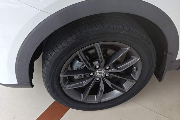 Used Dongfeng Fengon ix5 2019 220TGDI CVT Zhiya Trim China VI Standard Left Front Wheel Hub
