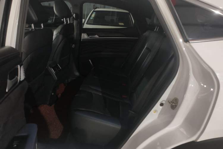 Used Dongfeng Fengon ix5 2019 220T CVT Zhiyue Trim China V Emission Standard Left Rear Seat