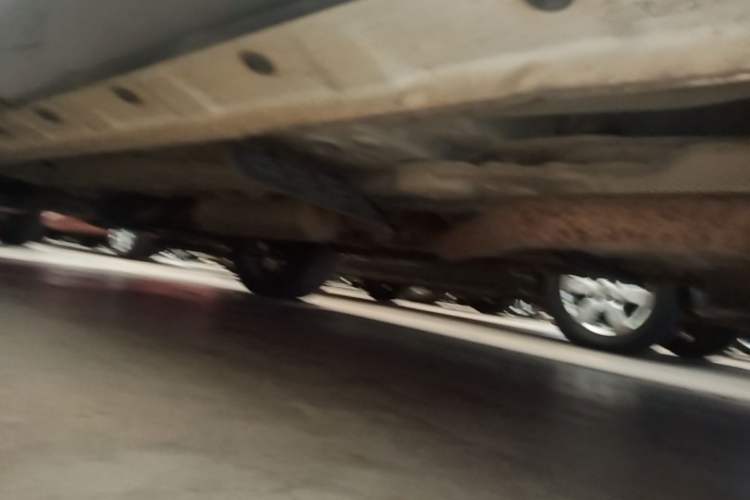 Used Dongfeng Fengon ix5 2019 220T CVT ZhiShang Trim China V Standard Left Side Sill