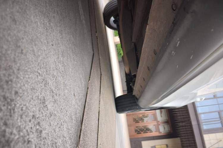 Used Dongfeng Fengon ix5 2019 280TGDI CVT ZhiZun Trim China V Emission Standard Left Side Sill