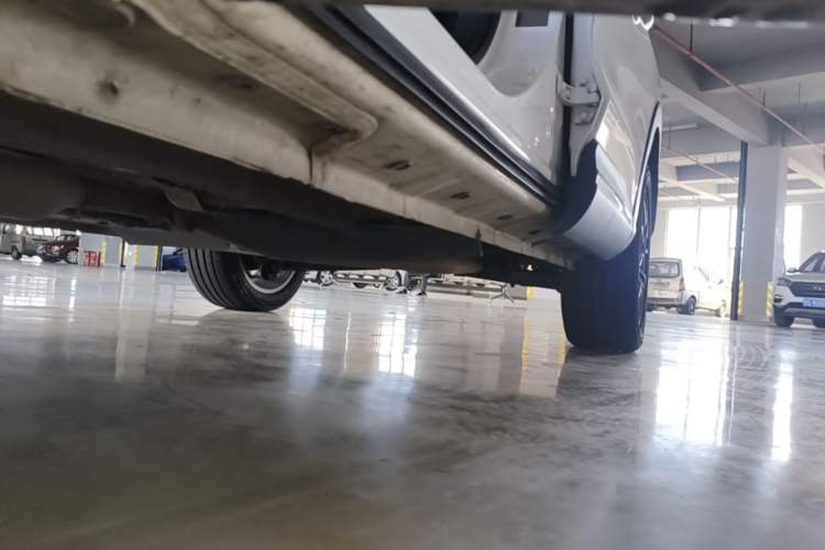 Used Dongfeng Fengon ix5 2019 220TGDI CVT Zhiya Trim China VI Standard Left Side Sill