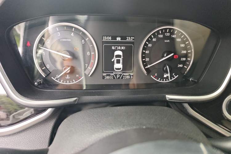 Used Dongfeng Fengon ix5 2019 220TGDI CVT Zhiya Trim China VI Standard Odometer Close Up