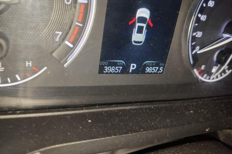 Used Dongfeng Fengon ix5 2019 220T CVT Zhiyue Trim China V Emission Standard Odometer Close Up