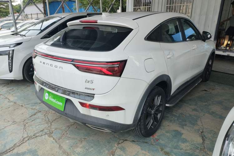 Used Dongfeng Fengon ix5 2019 220T CVT ZhiShang Trim China V Standard Rear Right 45 Deg