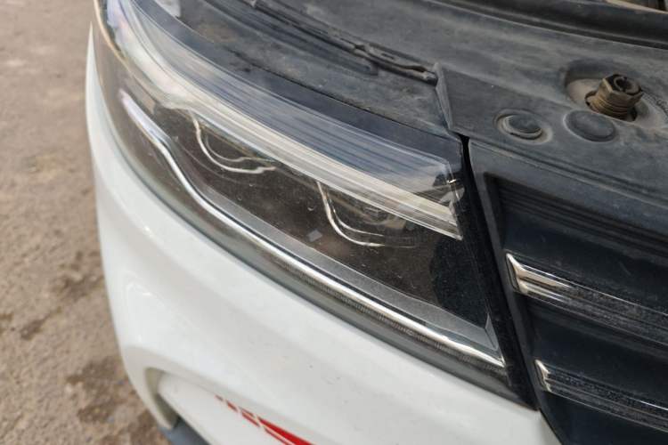 Used Dongfeng Fengon ix5 2019 280TGDI CVT Smart Version China V Standard Right Front Headlight