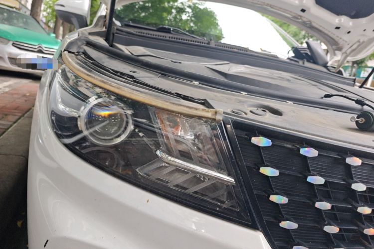 Used Dongfeng Fengon ix5 2019 220TGDI CVT Zhiya Trim China VI Standard Right Front Headlight