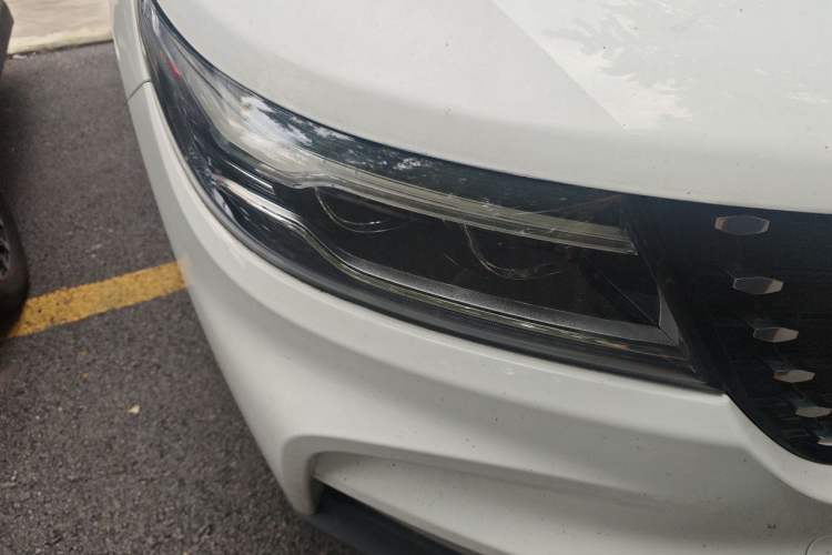 Used Dongfeng Fengon ix5 2019 220T CVT Zhiyue Trim China V Emission Standard Right Front Headlight