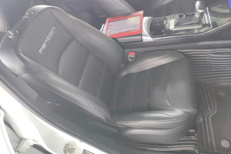 Used Dongfeng Fengon ix5 2019 220T CVT ZhiShang Trim China V Standard Right Front Seat