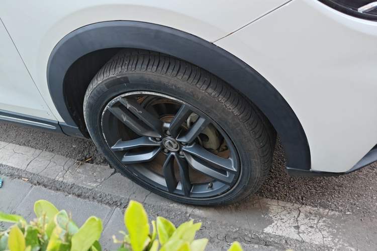 Used Dongfeng Fengon ix5 2019 280TGDI CVT ZhiZun Trim China V Emission Standard Right Front Wheel Hub