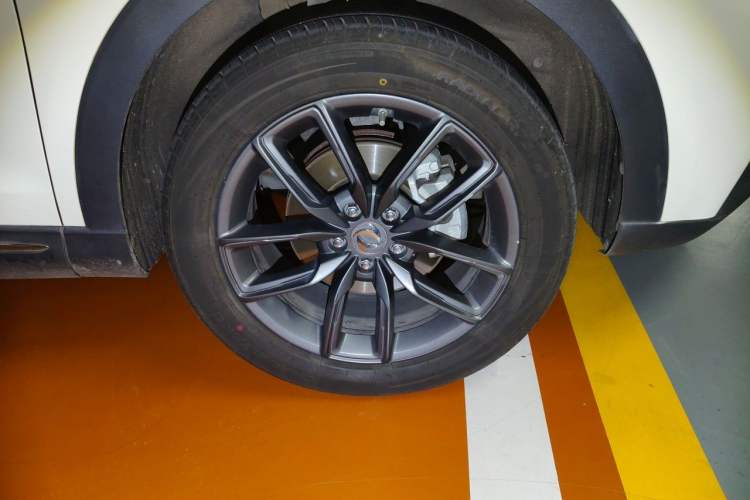 Used Dongfeng Fengon ix5 2019 220T CVT Zhiyue Trim China V Emission Standard Right Front Wheel Hub