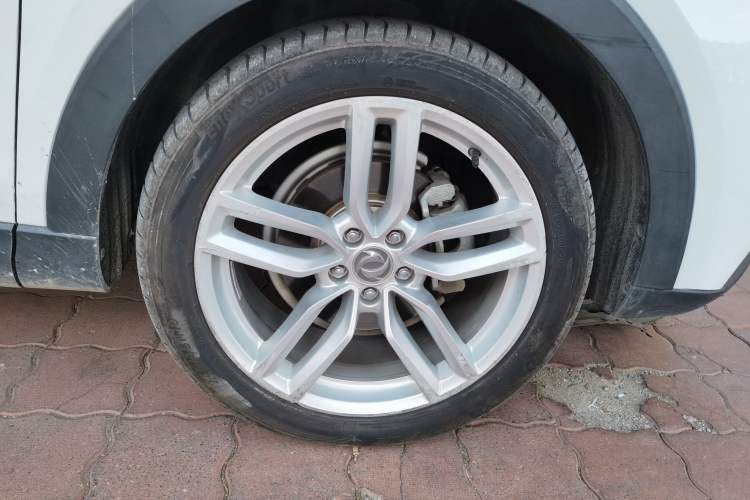 Used Dongfeng Fengon ix5 2019 280TGDI CVT Smart Version China V Standard Right Front Wheel Hub