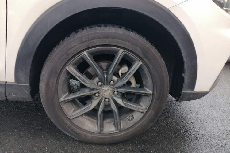 Used Dongfeng Fengon ix5 2019 220T CVT ZhiShang Version China VI Standard Right Front Wheel Hub