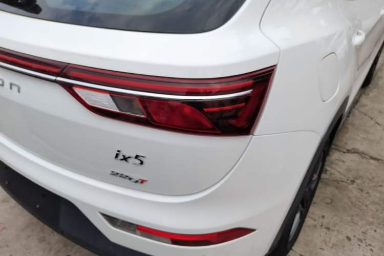 Used Dongfeng Fengon ix5  Right Rear Taillight