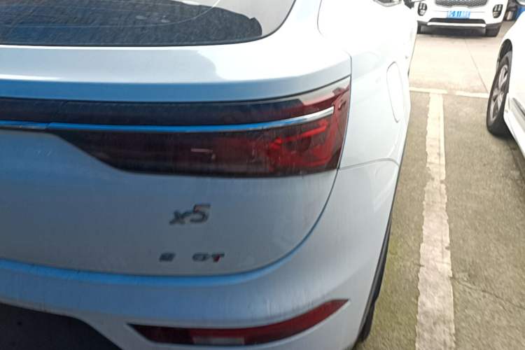 Used Dongfeng Fengon ix5 2019 220T CVT ZhiShang Trim China V Standard Right Rear Taillight