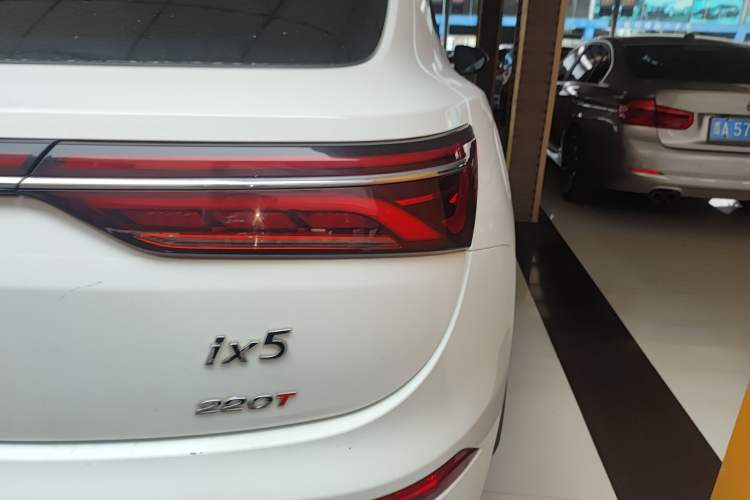 Used Dongfeng Fengon ix5 2019 220T Manual Smart Version China VI Standard Right Rear Taillight