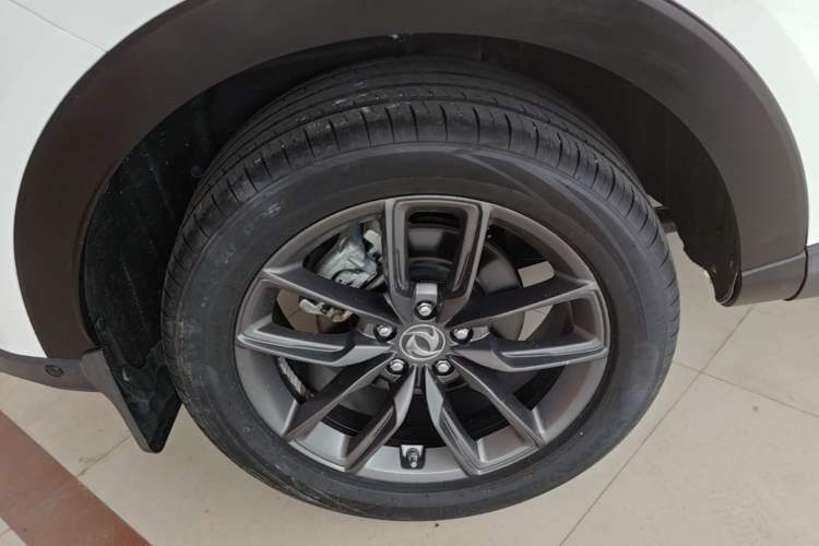 Used Dongfeng Fengon ix5 2019 220TGDI CVT Zhiya Trim China VI Standard Right Rear Wheel Hub